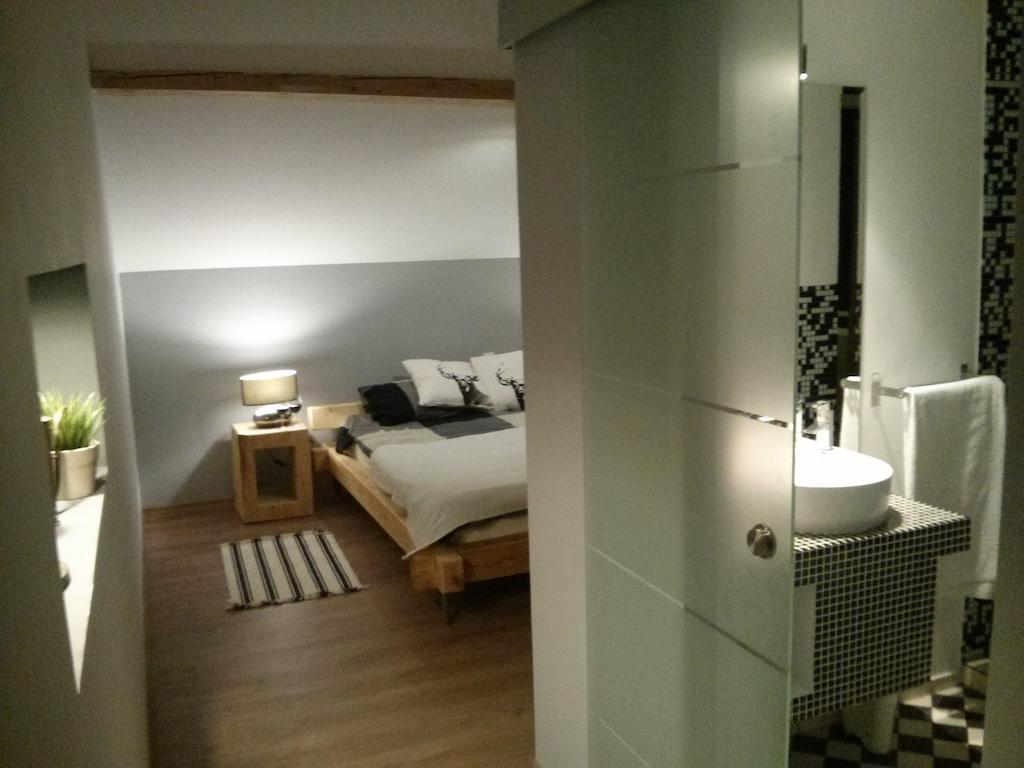 Villa Swiss 萨彻勒 客房 照片