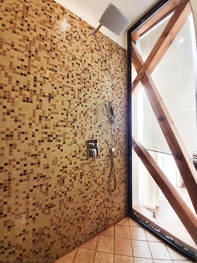 Villa Swiss 萨彻勒 外观 照片